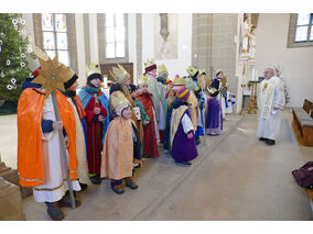 Aussendung der Sternsinger in Naumburg (© Karl-Franz Thiede)